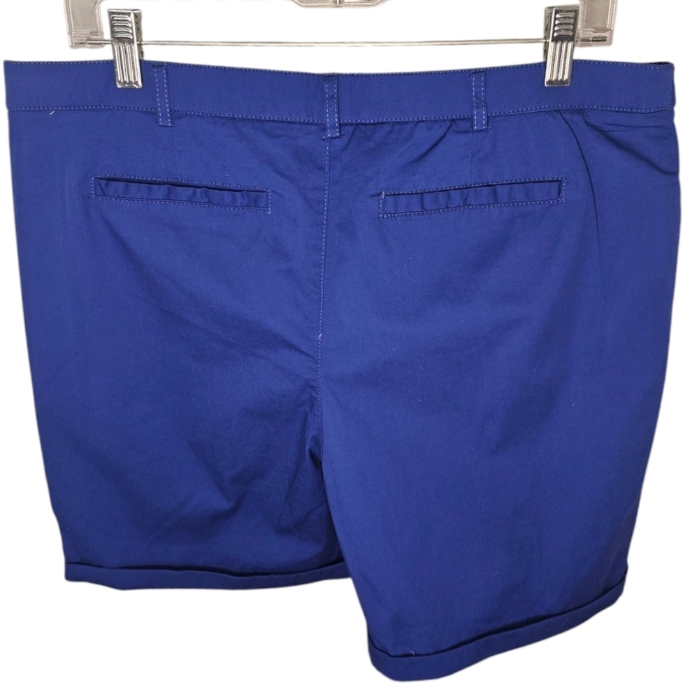 NWT Counterparts Bermuda Side Button Cuffed Shorts - Picture 2 of 2